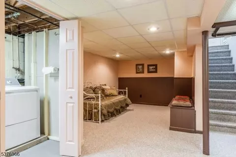 600 Mountain View Ter, Middlesex, NJ 08846 photo 32