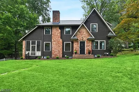 6 E Lake Blvd, Morristown, NJ 07960