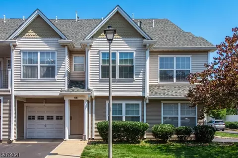 56 Collura Ln, Clifton, NJ 07012