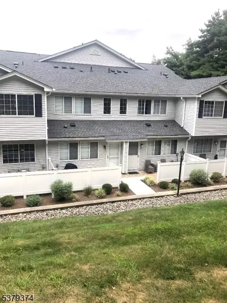 21 Parkside Rd #21, Bedminster, NJ 07921