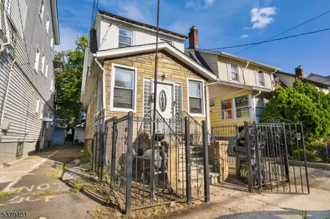 160 Isabella Ave, Newark, NJ 07106