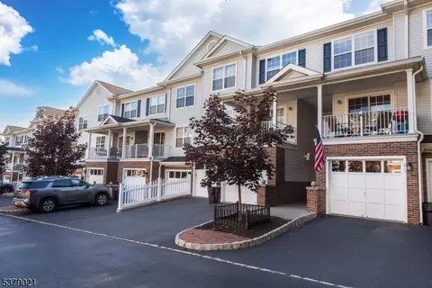 615 Knollwood Ct, Denville, NJ 07834