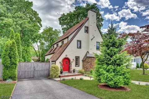 1354 Chetwynd Ave, Plainfield, NJ 07060