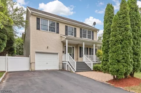 141 Garfield St, Berkeley Heights, NJ 07922