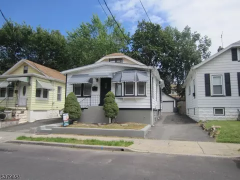 345 Stiles St, Vauxhall, NJ 07088