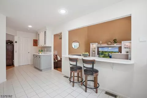 3211 Park Pl, Springfield, NJ 07081 photo 18