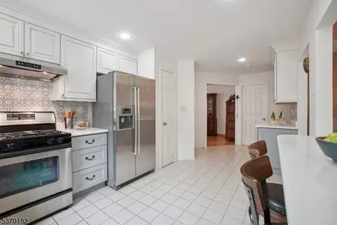 3211 Park Pl, Springfield, NJ 07081 photo 17