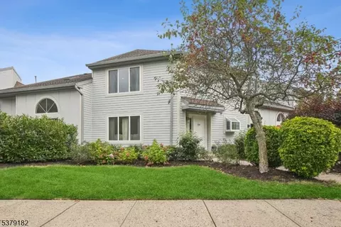 3211 Park Pl, Springfield, NJ 07081