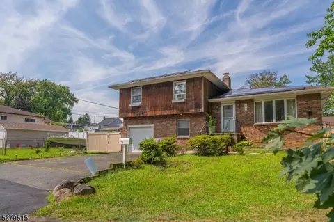 696 Grove Ave, South Amboy, NJ 08879