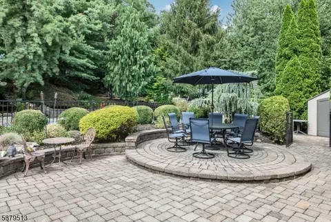 14 Stratton Dr, Wayne, NJ 07470 photo 46