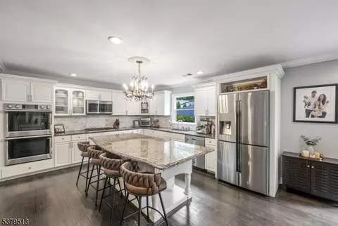 14 Stratton Dr, Wayne, NJ 07470 photo 19