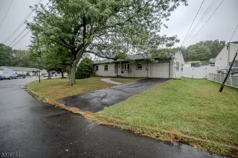 37 Clemson Rd, Parlin, NJ 08859