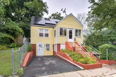 1596 Crescent Ave, Hillside, NJ 07205