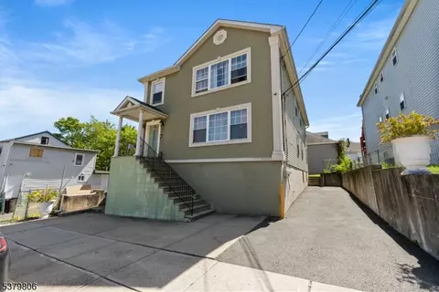 40-42 N 9th St, Paterson, NJ 07522