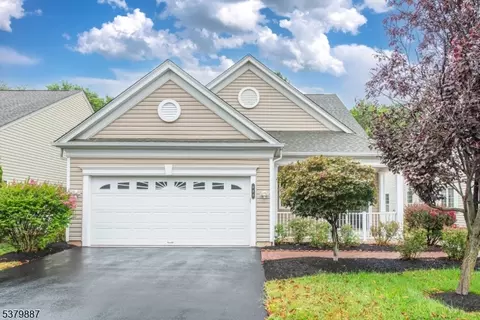 680 Post Ln, Somerset, NJ 08873