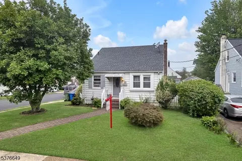 1631 Mildred Ave, Linden, NJ 07036
