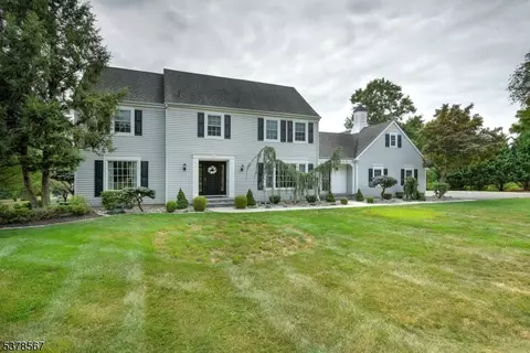 9 Settlers Ct, Branchburg, NJ 08853