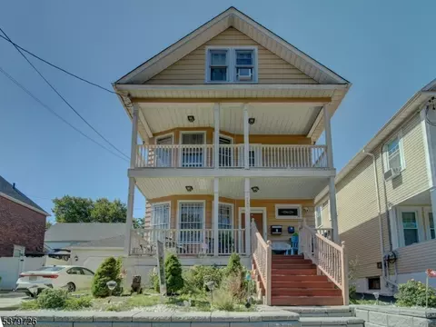 727 Bonnett St #2, Elizabeth, NJ 07202