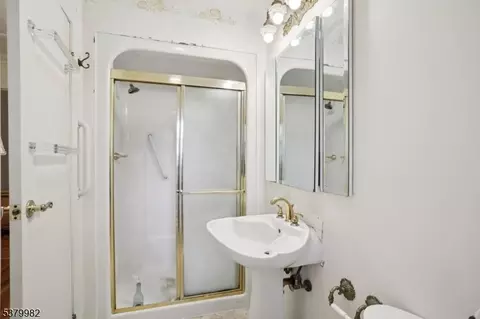 12 Baker St, Wayne, NJ 07470 photo 18