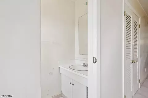 12 Baker St, Wayne, NJ 07470 photo 16