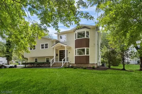 4 Bromley Ct, New Providence, NJ 07974