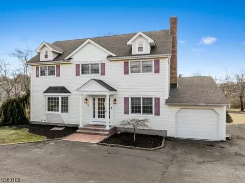 34 Lehigh Rd, Branchburg, NJ 08853