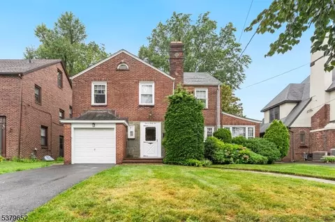 1132 Coolidge Rd, Elizabeth, NJ 07208
