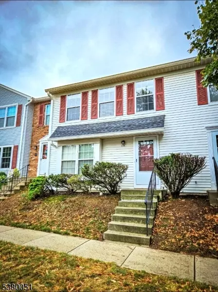 154 Coburn Ln, Somerset, NJ 08873