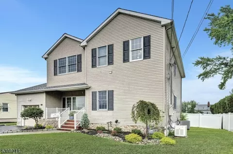 88 Fordham Pl, Colonia, NJ 07067