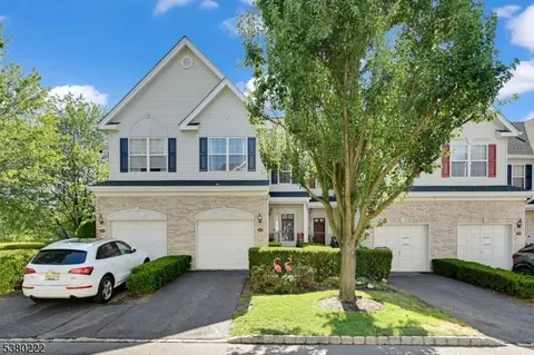 509 Coventry Dr, Nutley, NJ 07110