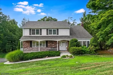 5 Bisset Dr, West Milford, NJ 07480