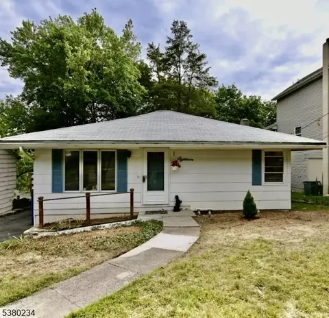 18 Delaware Ave, Rockaway, NJ 07866
