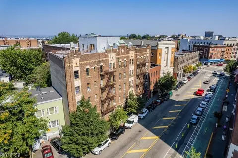 821 Bergen Ave #102, Jersey City, NJ 07306
