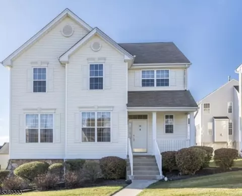 96 Winding Hill Dr, Hackettstown, NJ 07840