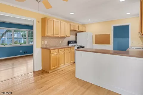 10 Emery Ave, Mendham, NJ 07945 photo 10