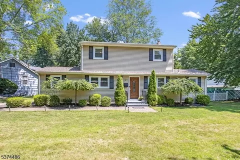 52 Jacksonville Dr, Parsippany, NJ 07054