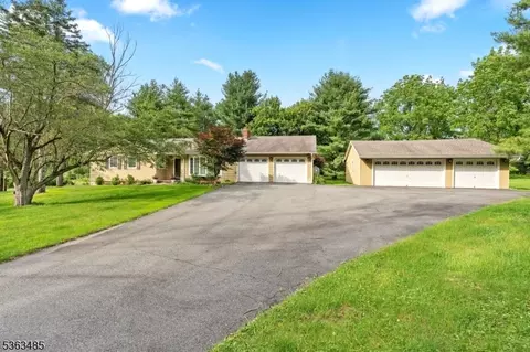 88 Mackerley Rd, Newton, NJ 07860