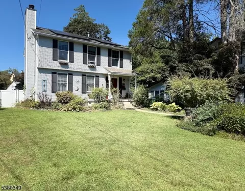 43 Parker St, Belvidere, NJ 07823