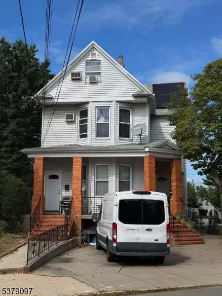 101 North St, Bayonne, NJ 07002