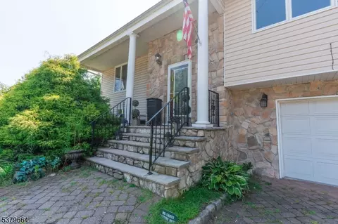 46 W William St, Lincoln Park, NJ 07035