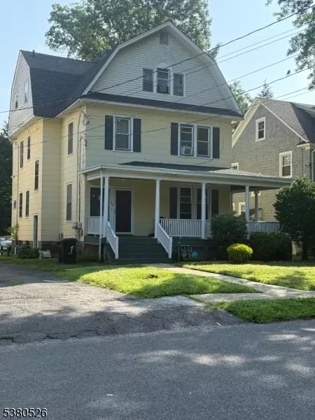 20 Berkeley Pl, Cranford, NJ 07016