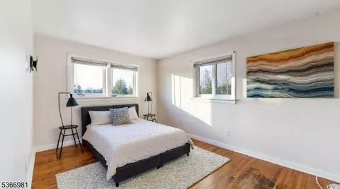 Bedroom - 32 Washington Ave, Beverly, NJ 08010 photo 1 of 3