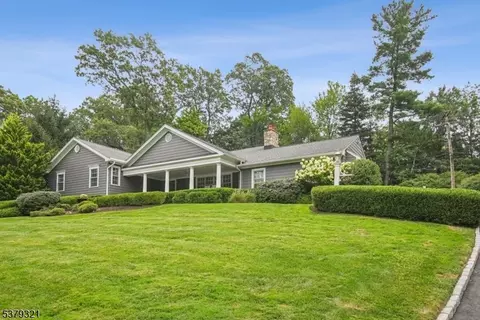 400 Old Short Hills Rd, Short Hills, NJ 07078