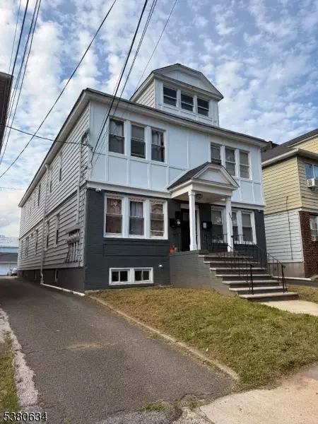 937 39pennington St, Elizabeth City, NJ 07202