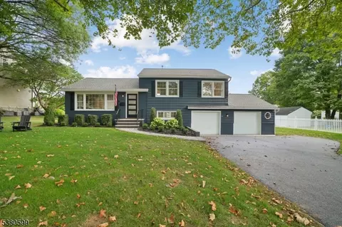 79 Townsend Dr, Florham Park, NJ 07932