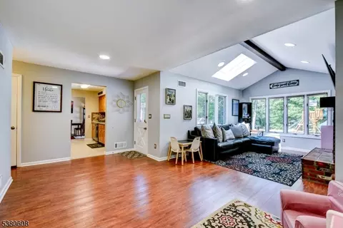 18 Iowa Rd, Wayne, NJ 07470 photo 16