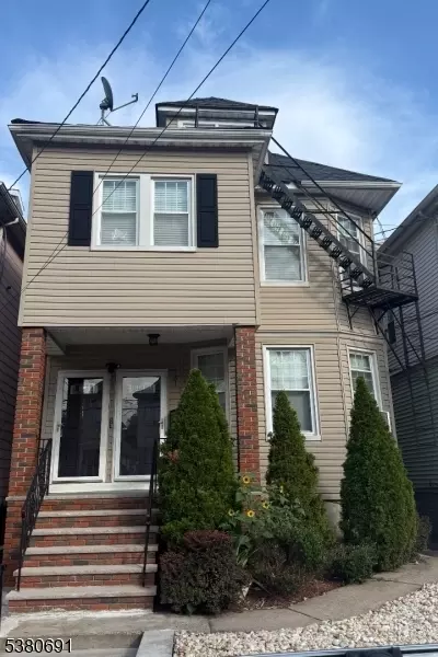 731 Jackson Ave, Elizabeth, NJ 07201