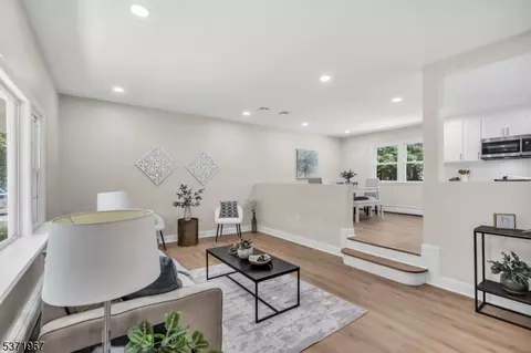 44 Riceman Rd, Berkeley Heights, NJ 07922 photo 5