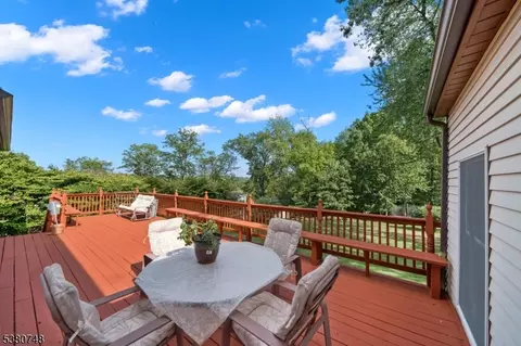 119 Pleasantview Dr, Wayne, NJ 07470 photo 24