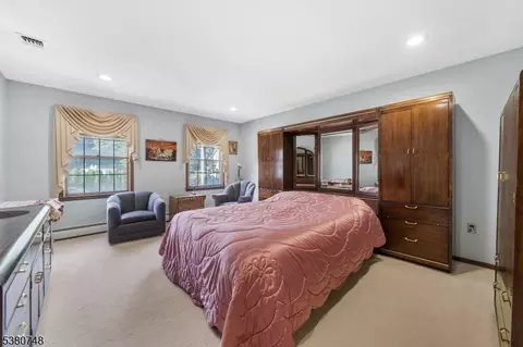 119 Pleasantview Dr, Wayne, NJ 07470 photo 17